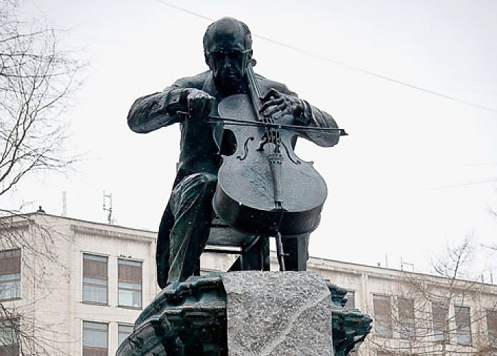 rostropovich monument 3